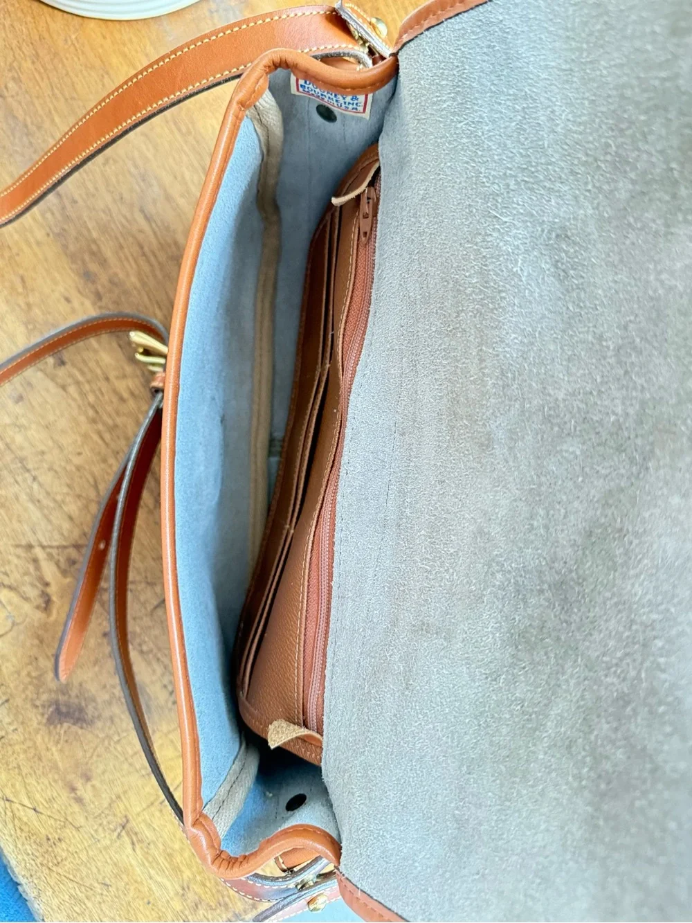 Vintage Dooney & Bourke AWL Overland Bag Taupe Tan Crossbody R52 USA